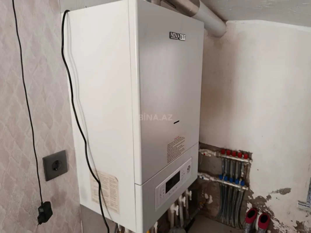 Satılır 5 otaqlı həyət evi 150 m²