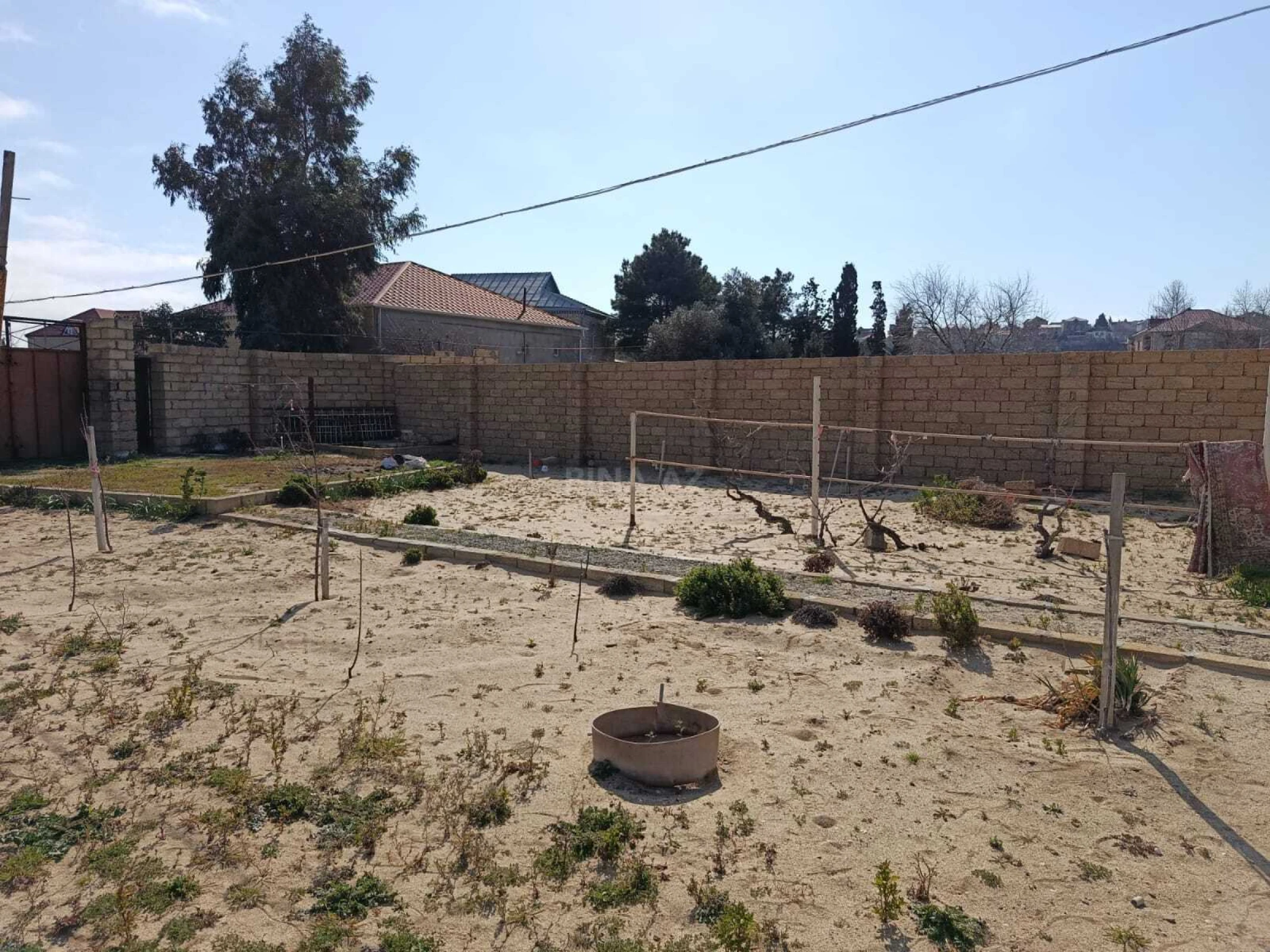 Satılır 5 otaqlı həyət evi 150 m²