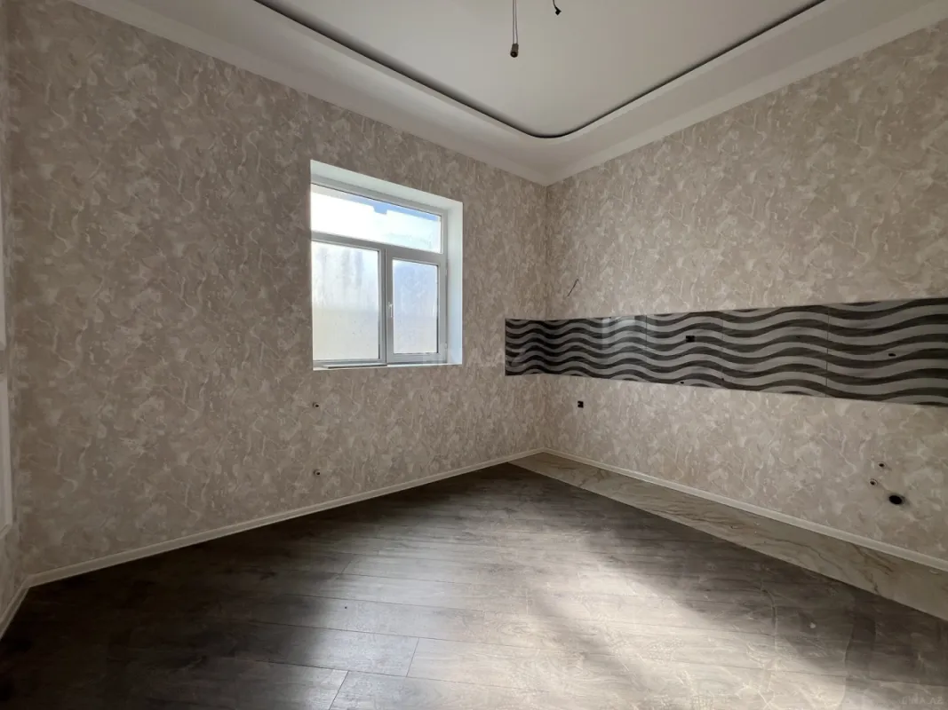 Satılır 6 otaqlı həyət evi 160 m²