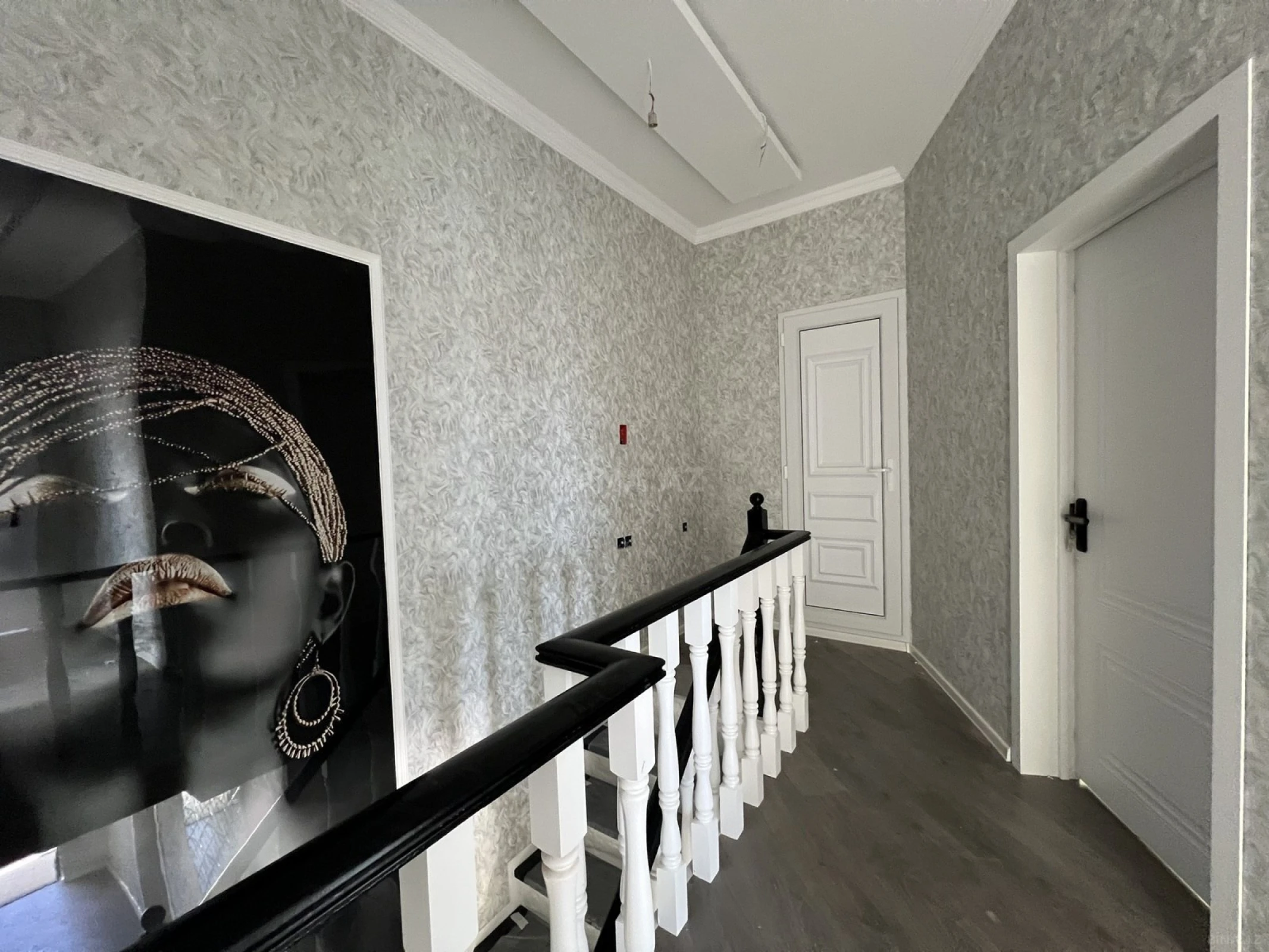 Satılır 6 otaqlı həyət evi 160 m²