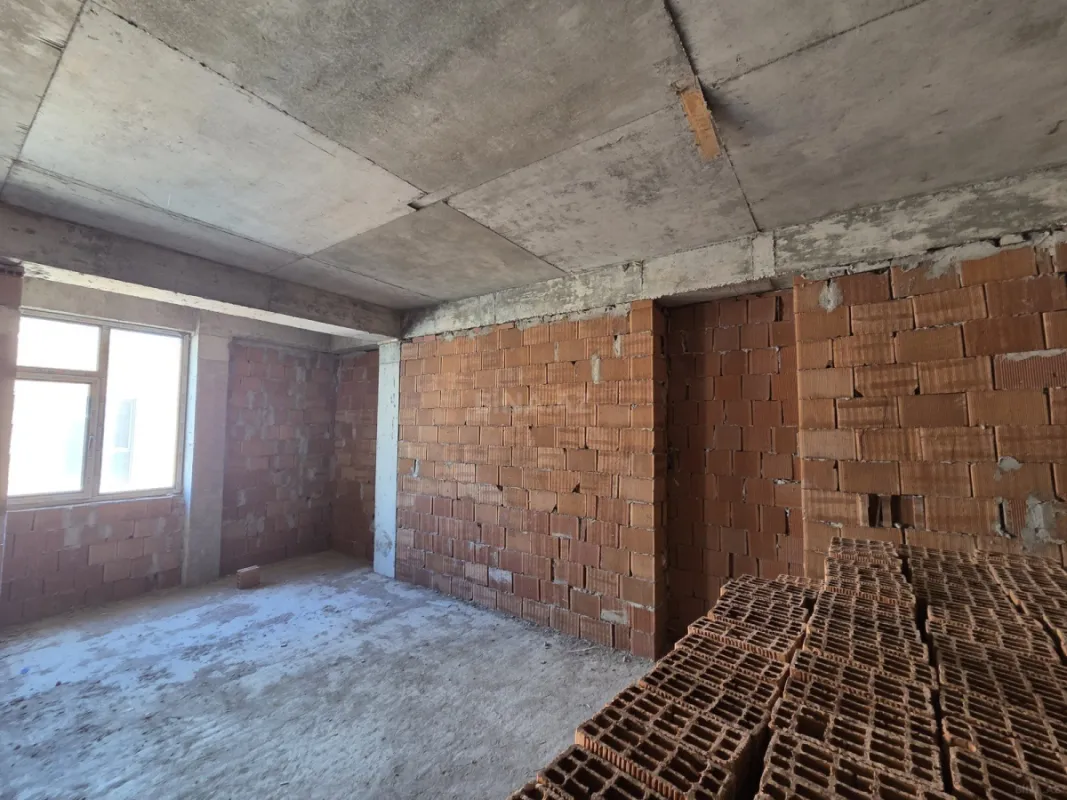 Satılır 1 otaqlı mənzil 61 m²