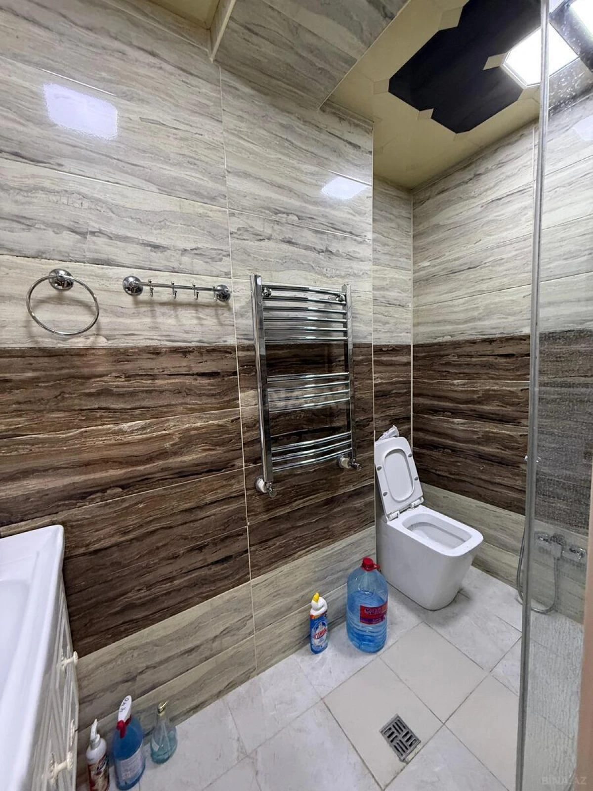 Satılır 2 otaqlı mənzil 75 m²