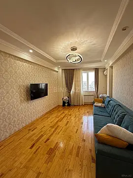 Satılır 2 otaqlı mənzil 75 m²
