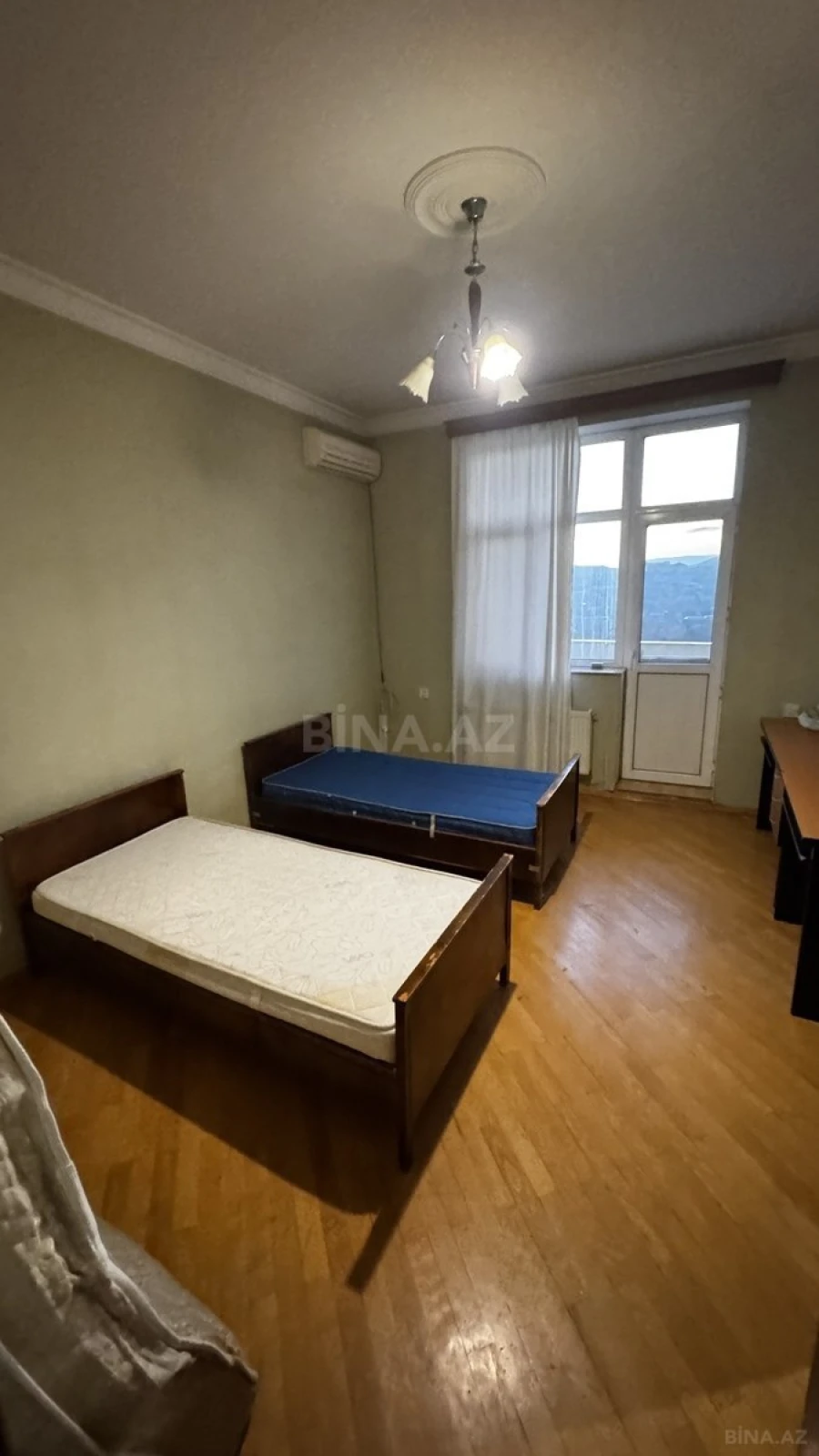 Kirayə verilir 3 otaqlı mənzil 100 m²