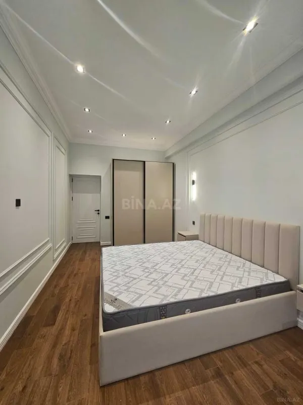 Kirayə verilir 2 otaqlı mənzil 65 m²