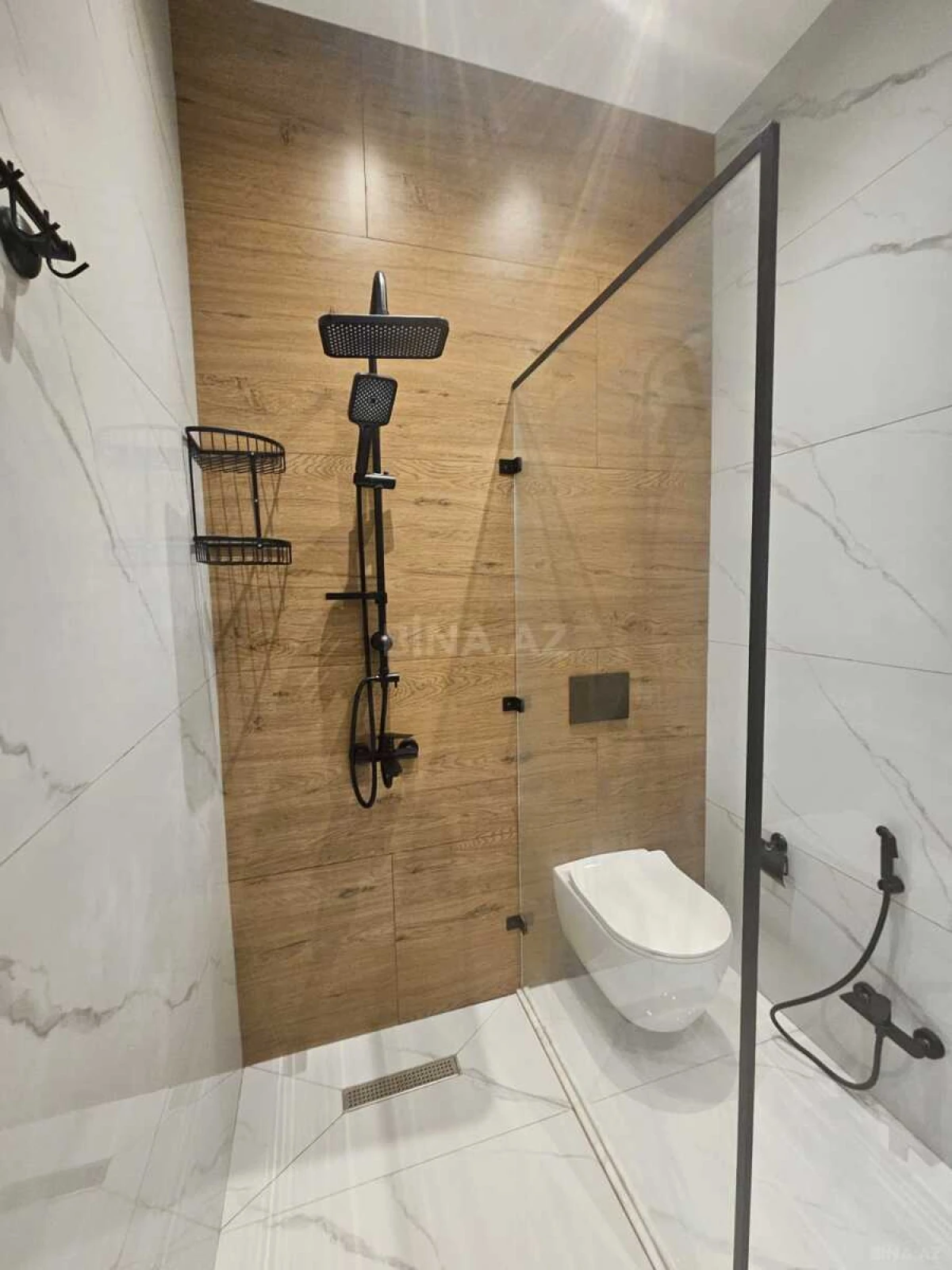 Kirayə verilir 2 otaqlı mənzil 65 m²