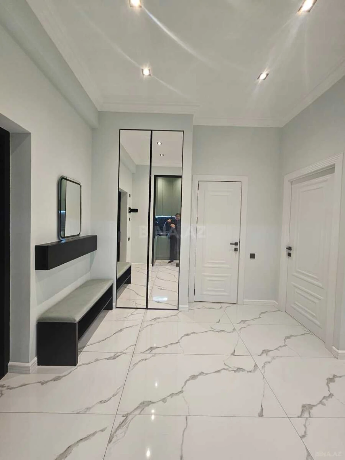 Kirayə verilir 2 otaqlı mənzil 65 m²