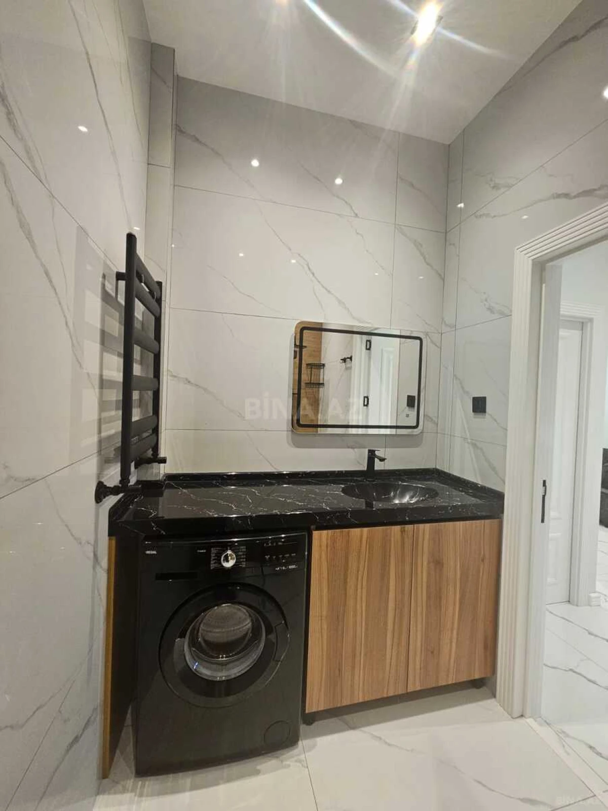 Kirayə verilir 2 otaqlı mənzil 65 m²