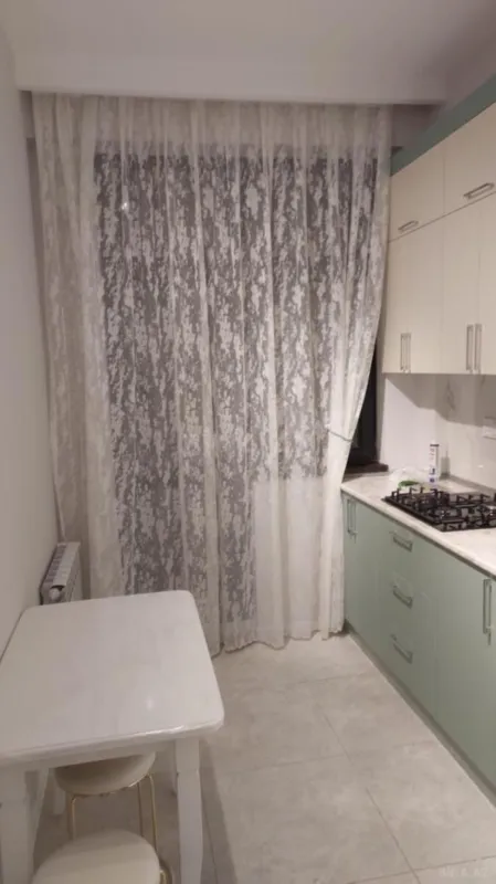 Kirayə verilir 1 otaqlı mənzil 35 m²