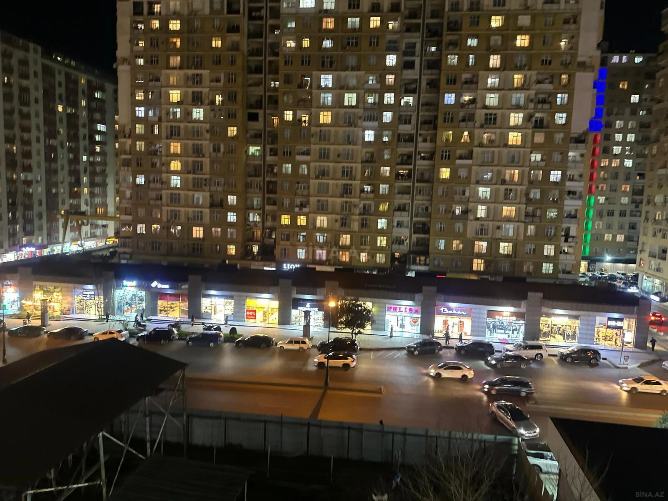 Satılır 2 otaqlı mənzil 65 m²