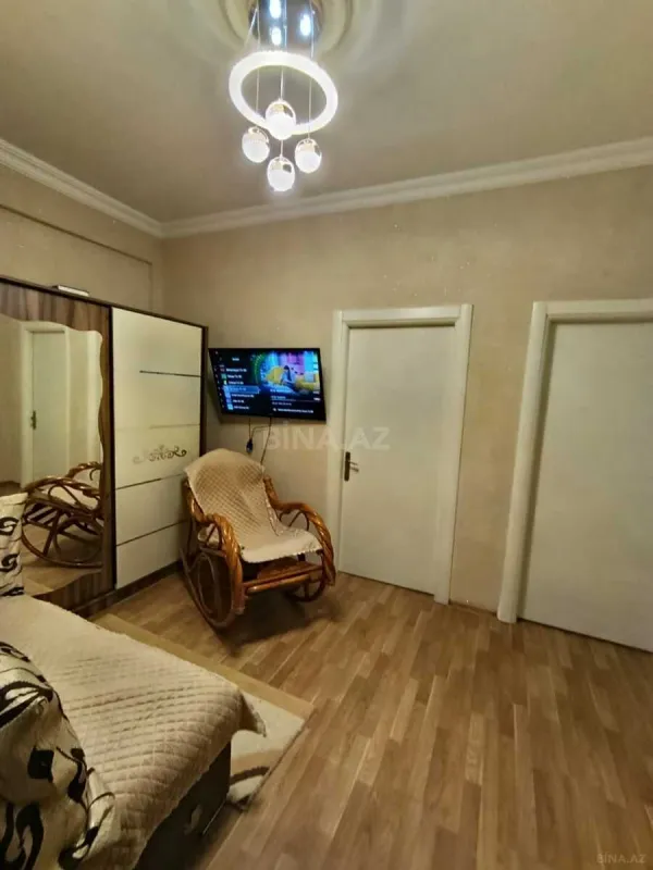 Satılır 2 otaqlı mənzil 65 m²