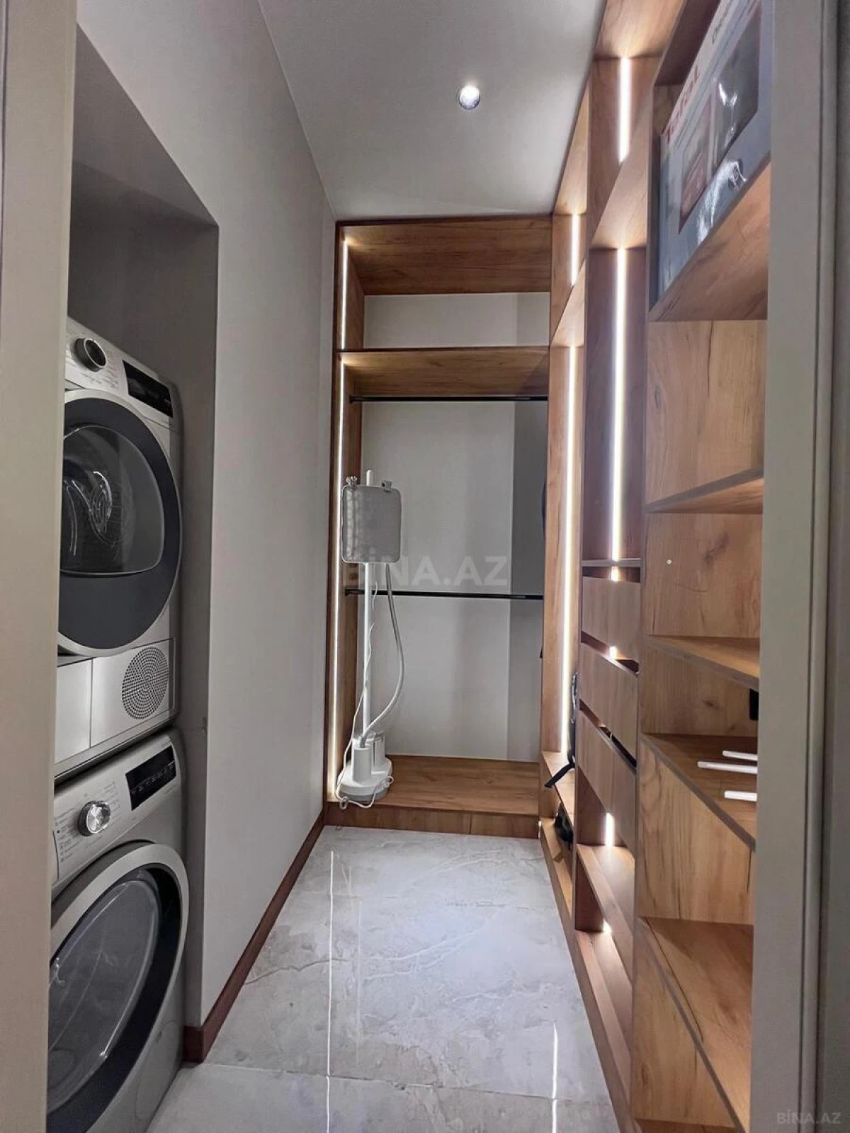 Kirayə verilir 2 otaqlı mənzil 70 m²