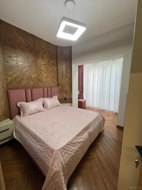 Kirayə verilir 2 otaqlı mənzil 70 m²