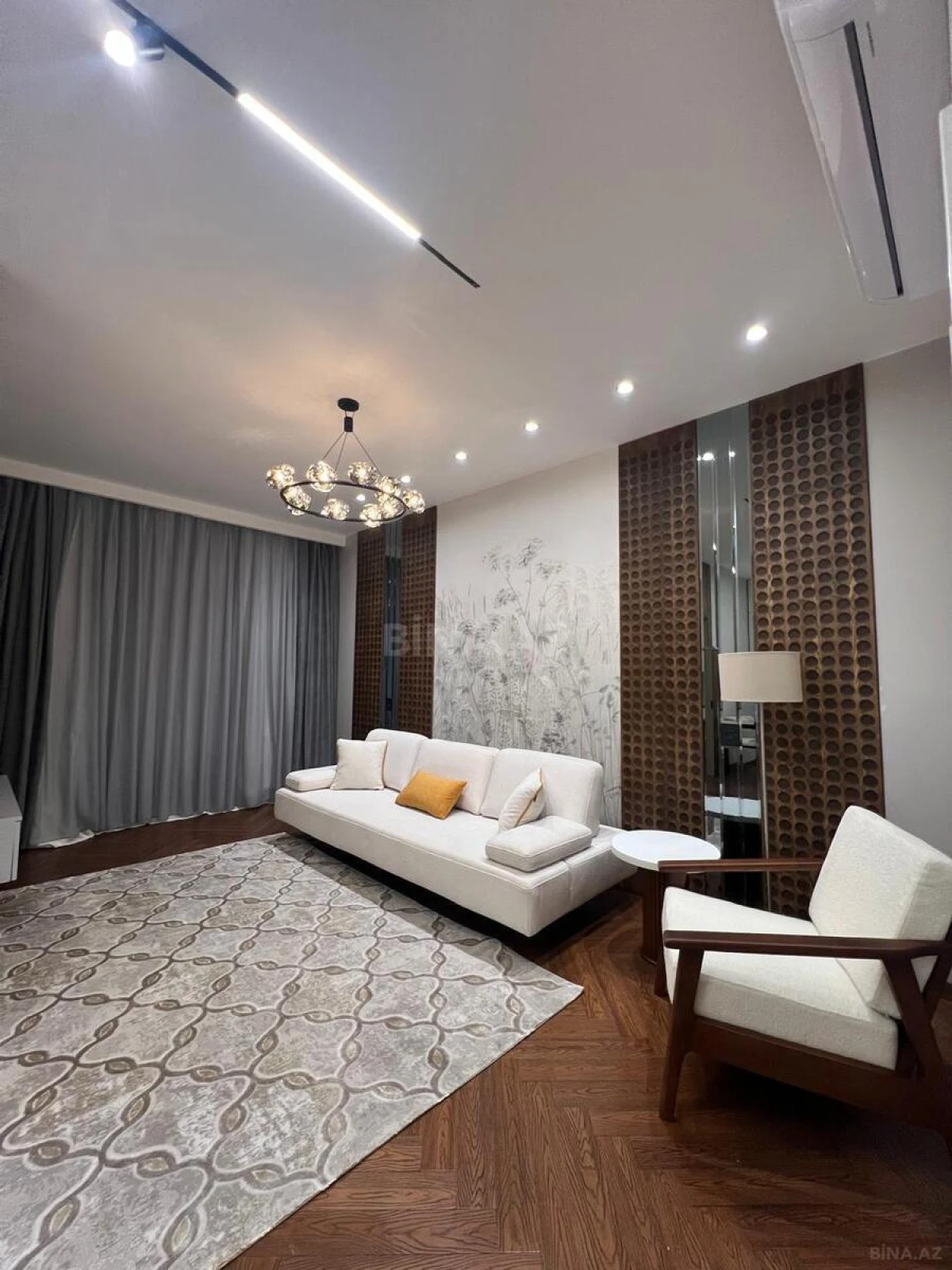 Kirayə verilir 2 otaqlı mənzil 70 m²