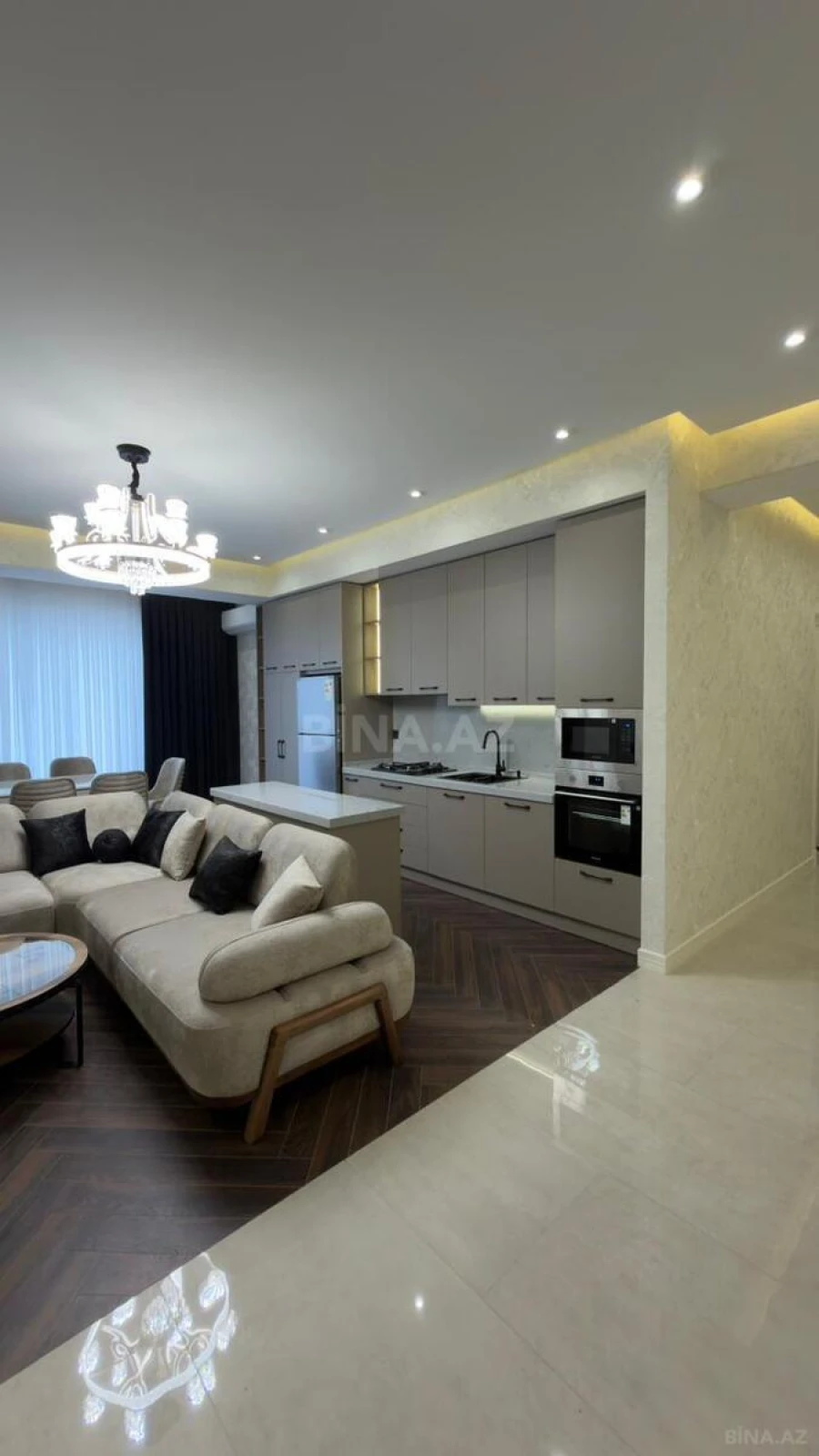 Kirayə verilir 3 otaqlı mənzil 110 m²