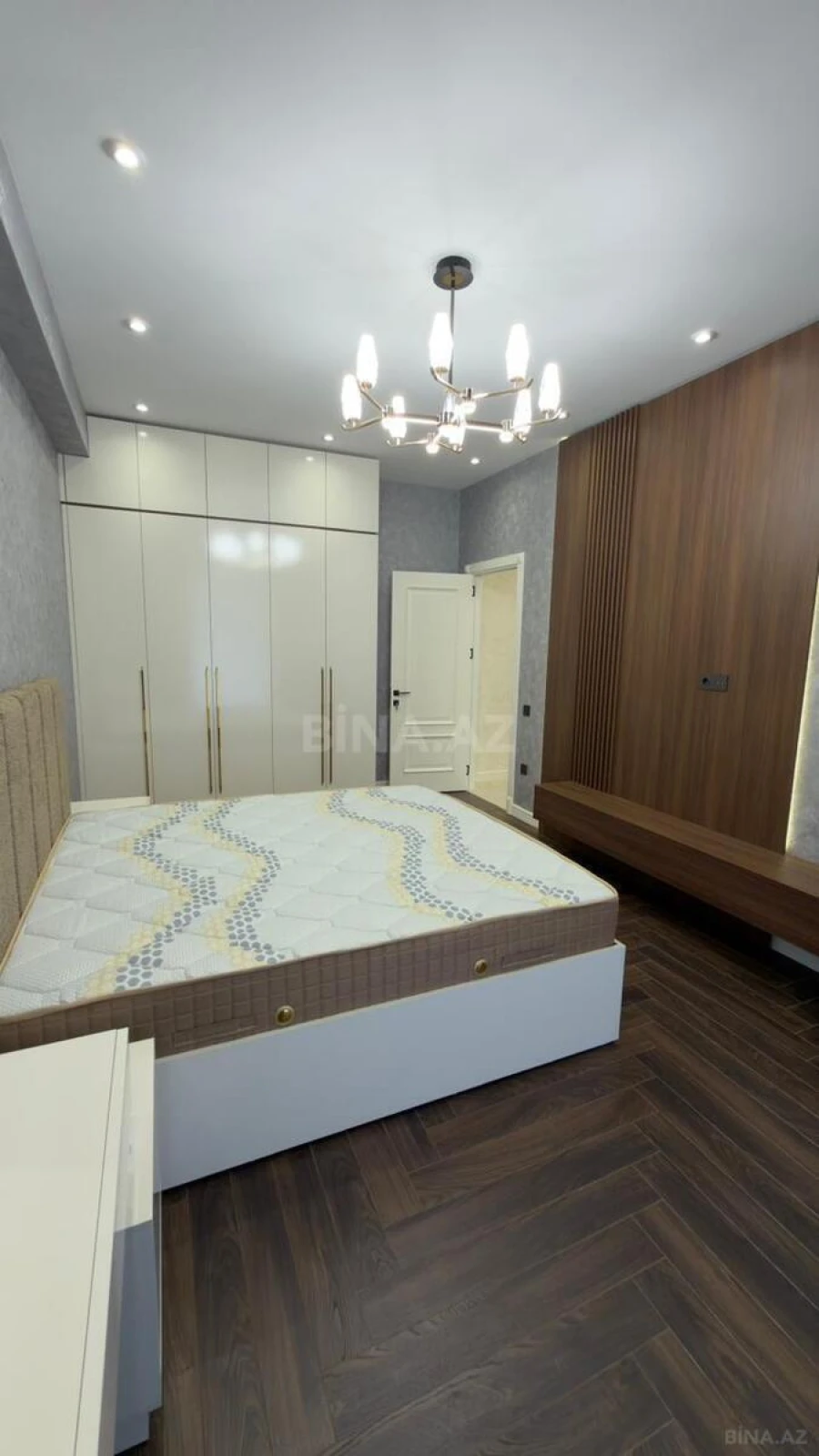 Kirayə verilir 3 otaqlı mənzil 110 m²