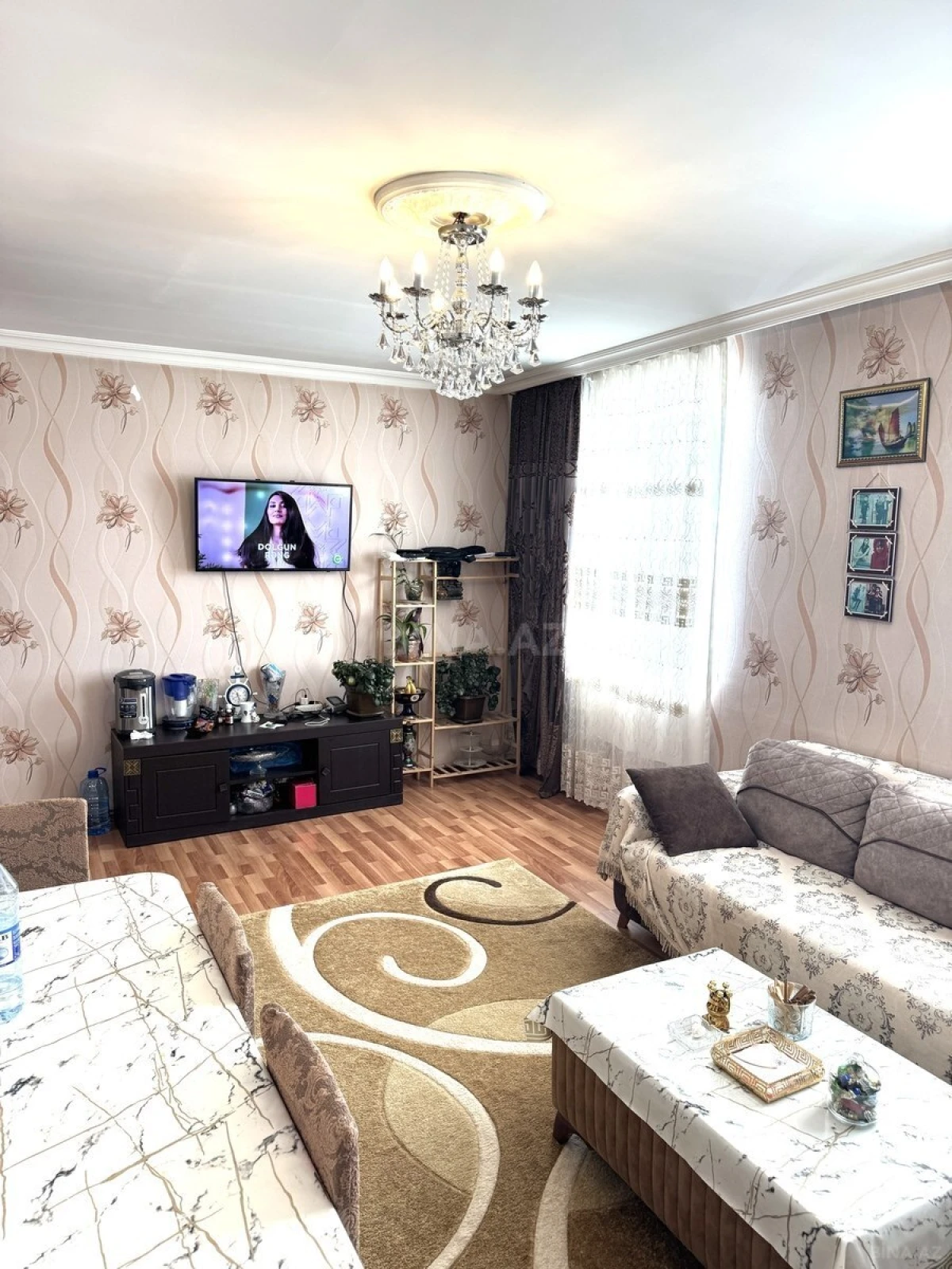 Satılır 5 otaqlı mənzil 100 m²