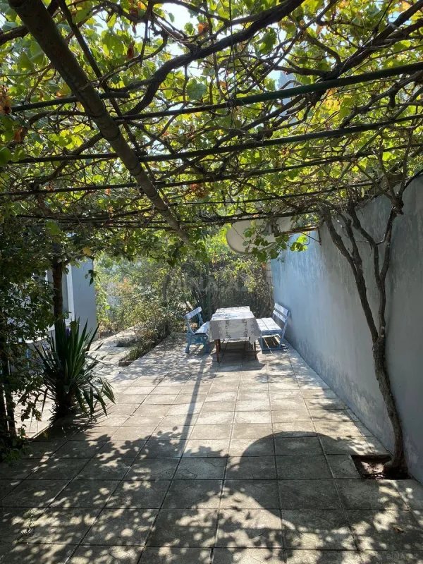 Satılır 6 otaqlı həyət evi 120 m²