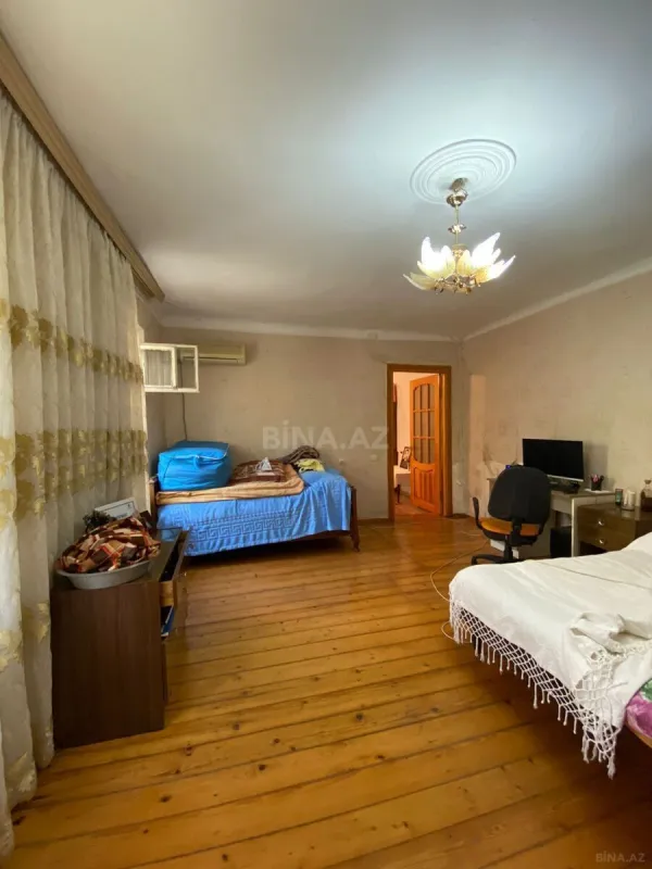 Satılır 6 otaqlı həyət evi 120 m²
