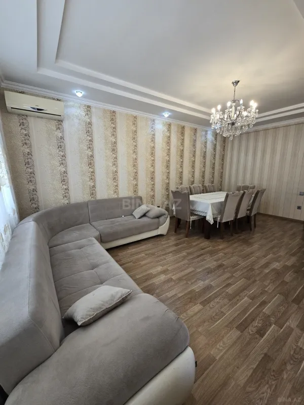 Kirayə verilir 2 otaqlı mənzil 110 m²