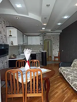 Kirayə verilir 3 otaqlı mənzil 70 m² — Bakı, Qaraçuxur 3 otaq 70.00 m²