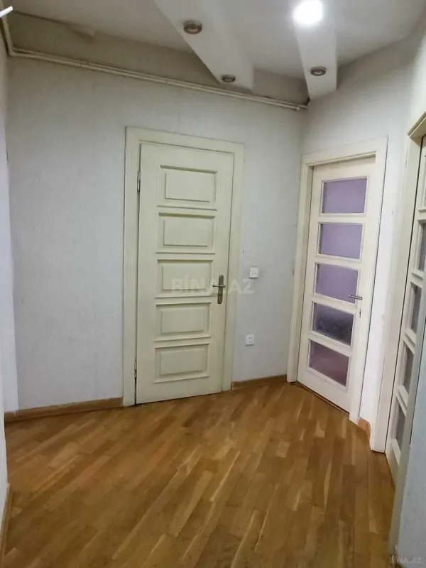 Kirayə verilir 3 otaqlı mənzil 70 m²