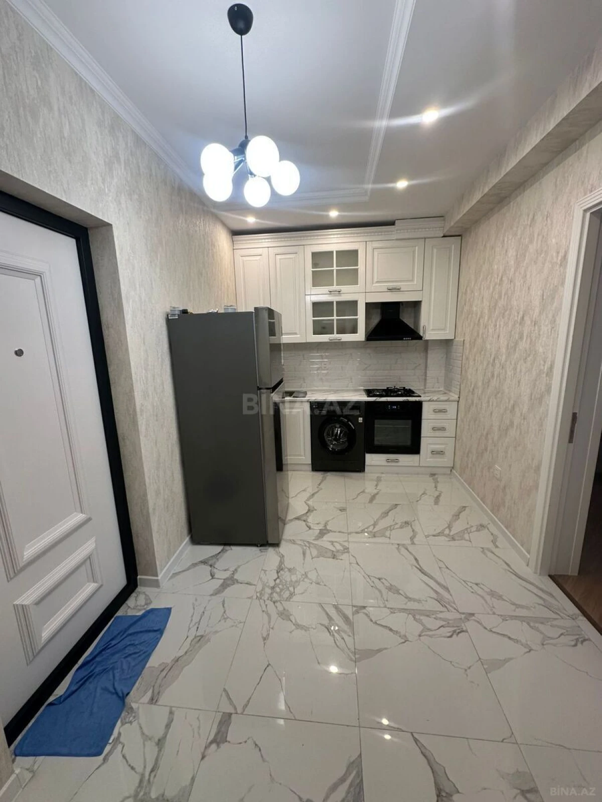 Kirayə verilir 2 otaqlı mənzil 70 m²