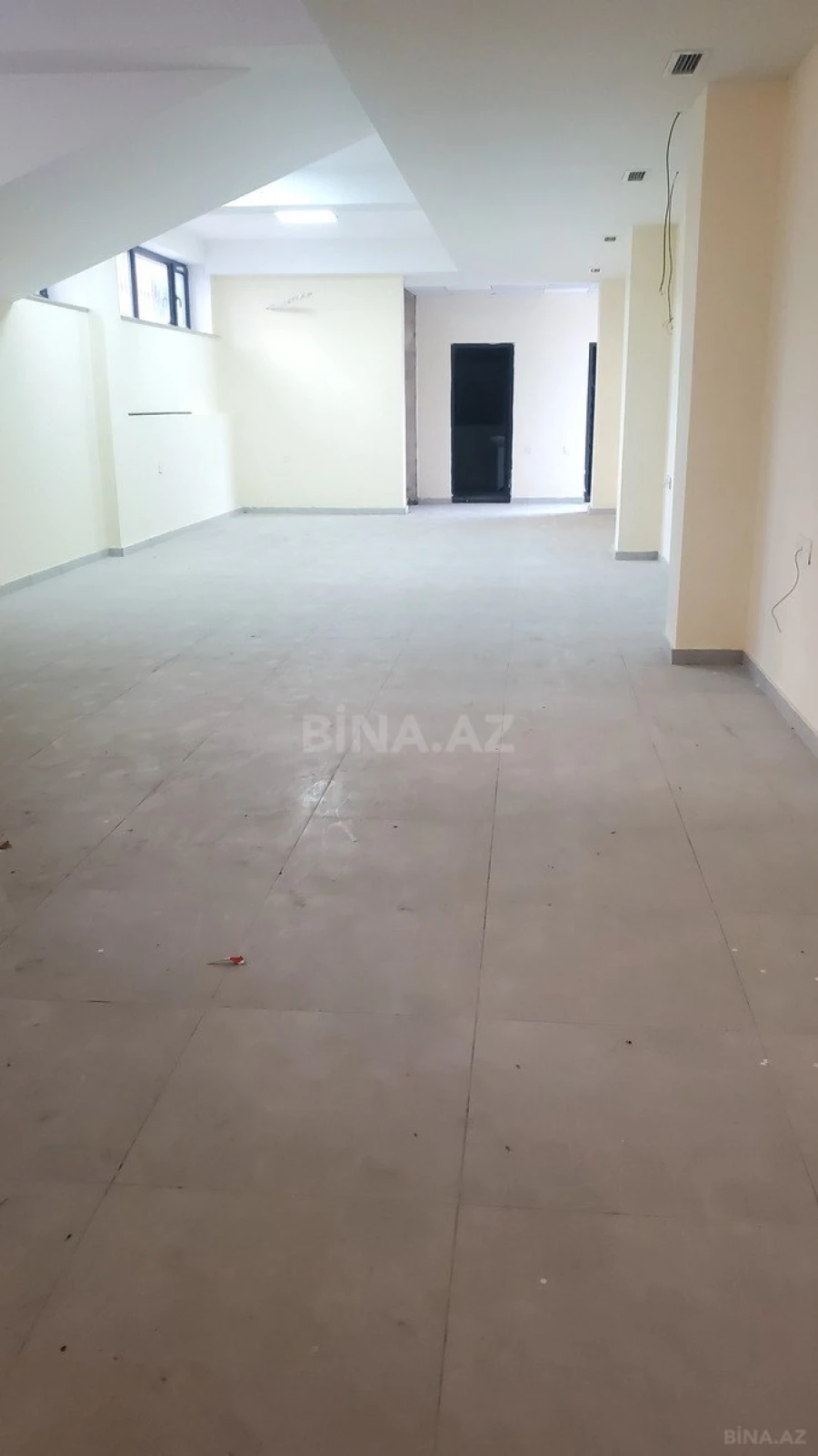 Kirayə verilir obyekt 650 m²