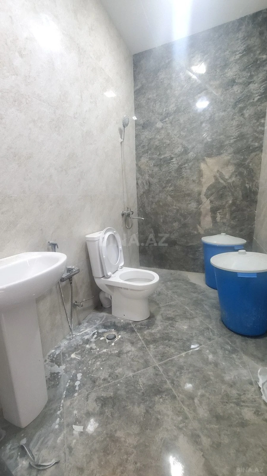 Kirayə verilir obyekt 650 m²