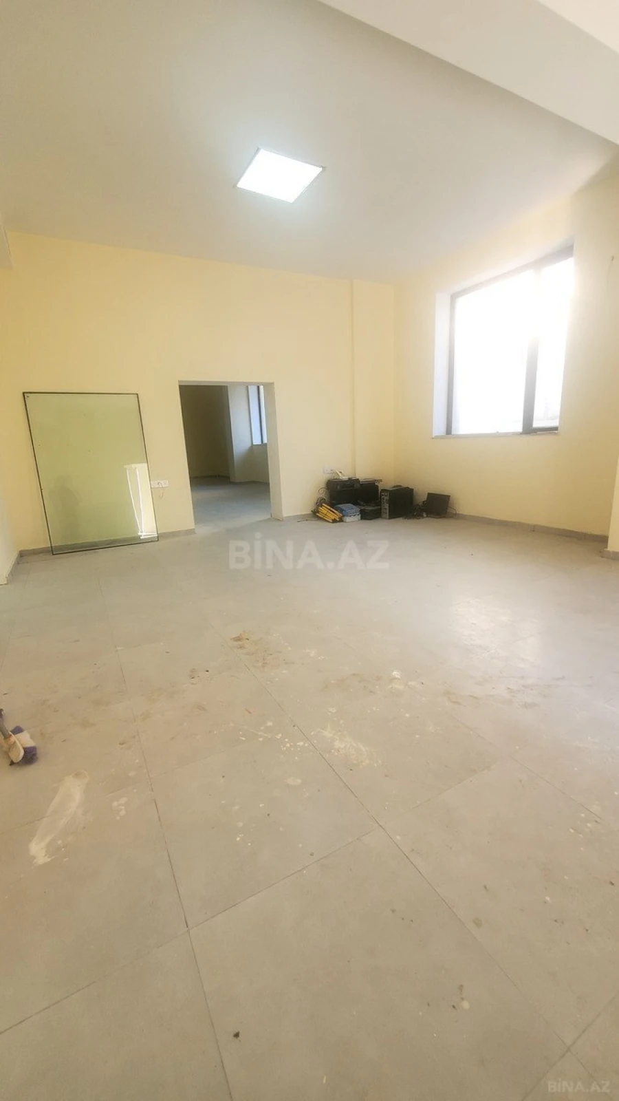 Kirayə verilir obyekt 650 m²