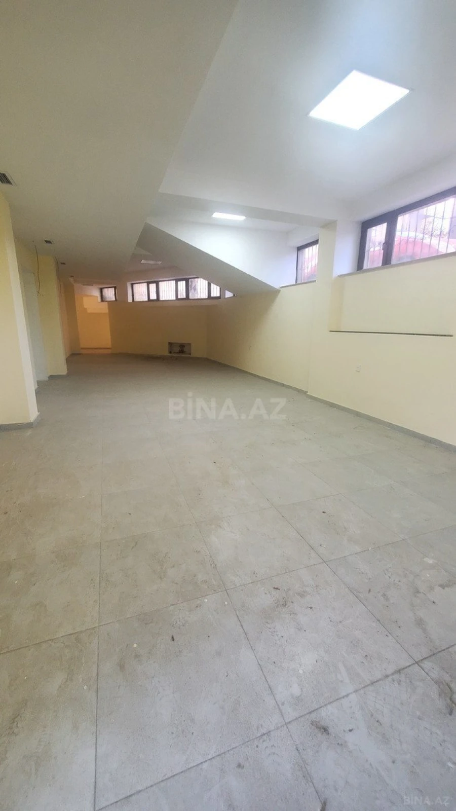 Kirayə verilir obyekt 650 m²