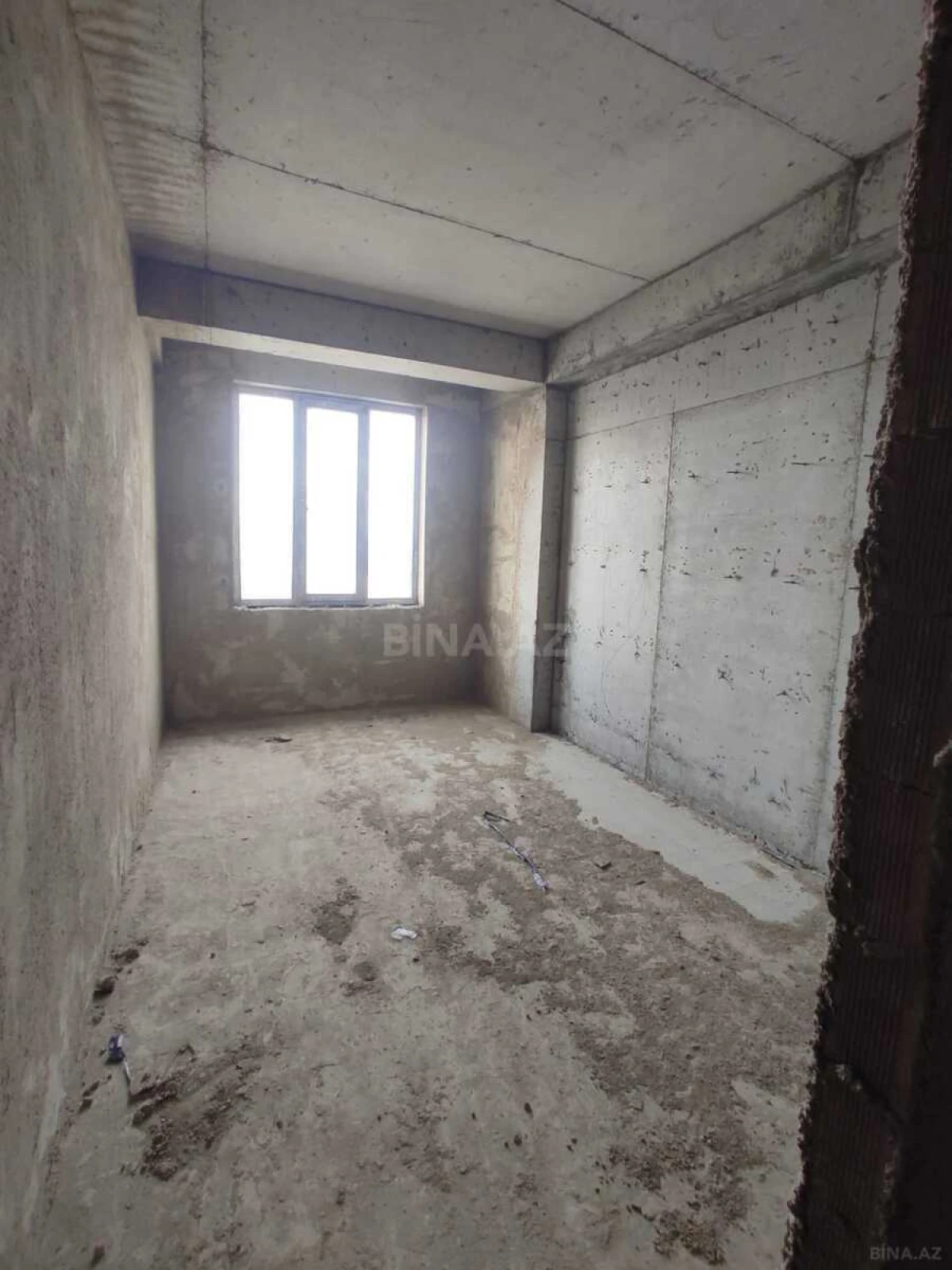 Satılır 2 otaqlı mənzil 100 m²