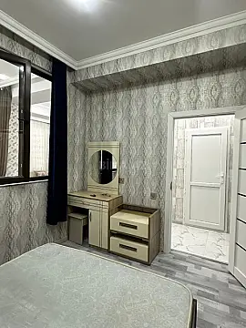 Kirayə verilir 2 otaqlı mənzil 55 m²