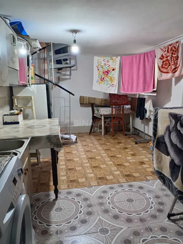 Satılır 2 otaqlı mənzil 80 m²