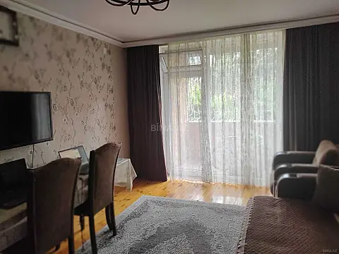 Kirayə verilir 3 otaqlı mənzil 75 m²