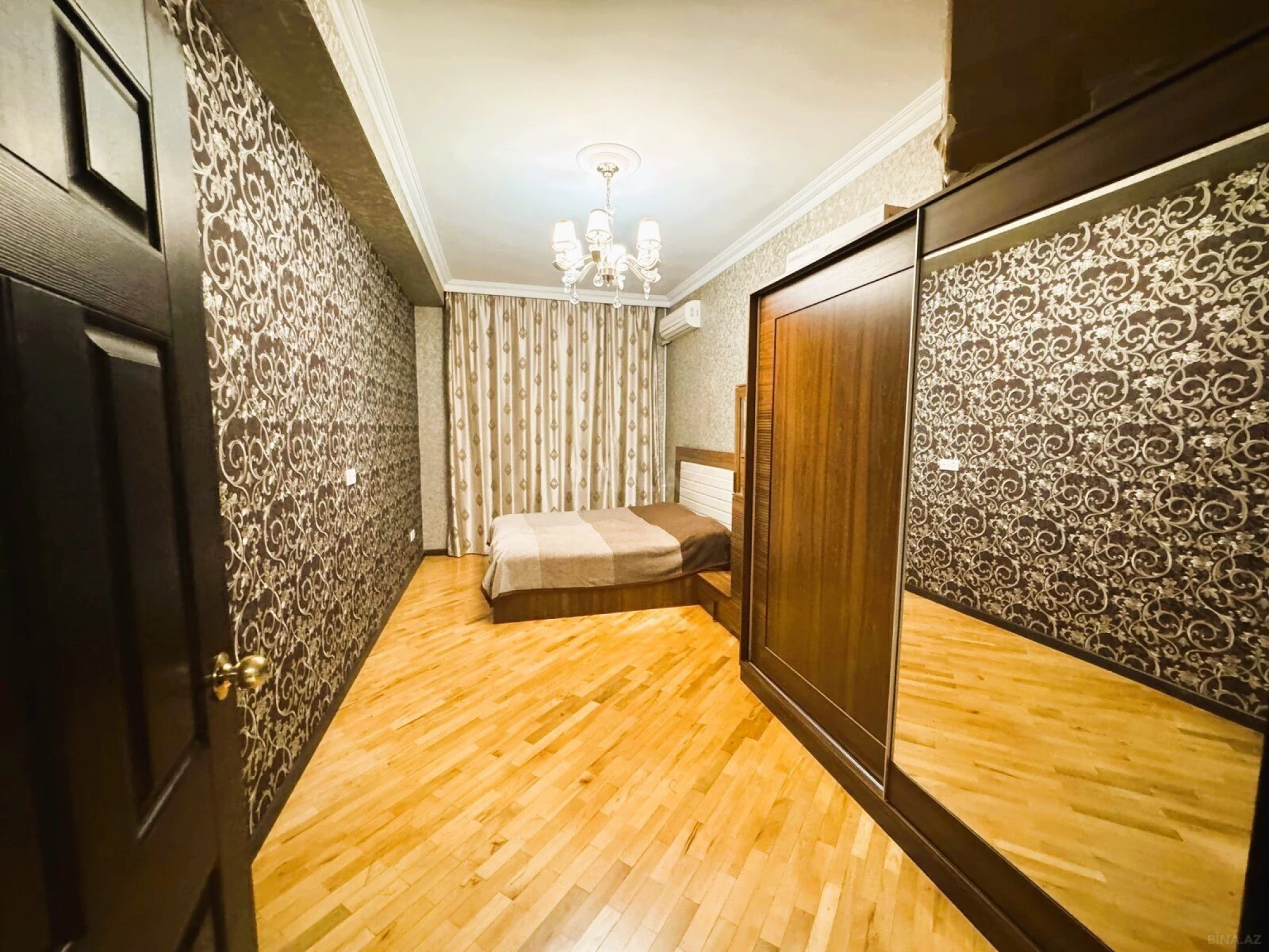 Kirayə verilir 3 otaqlı mənzil 108 m²