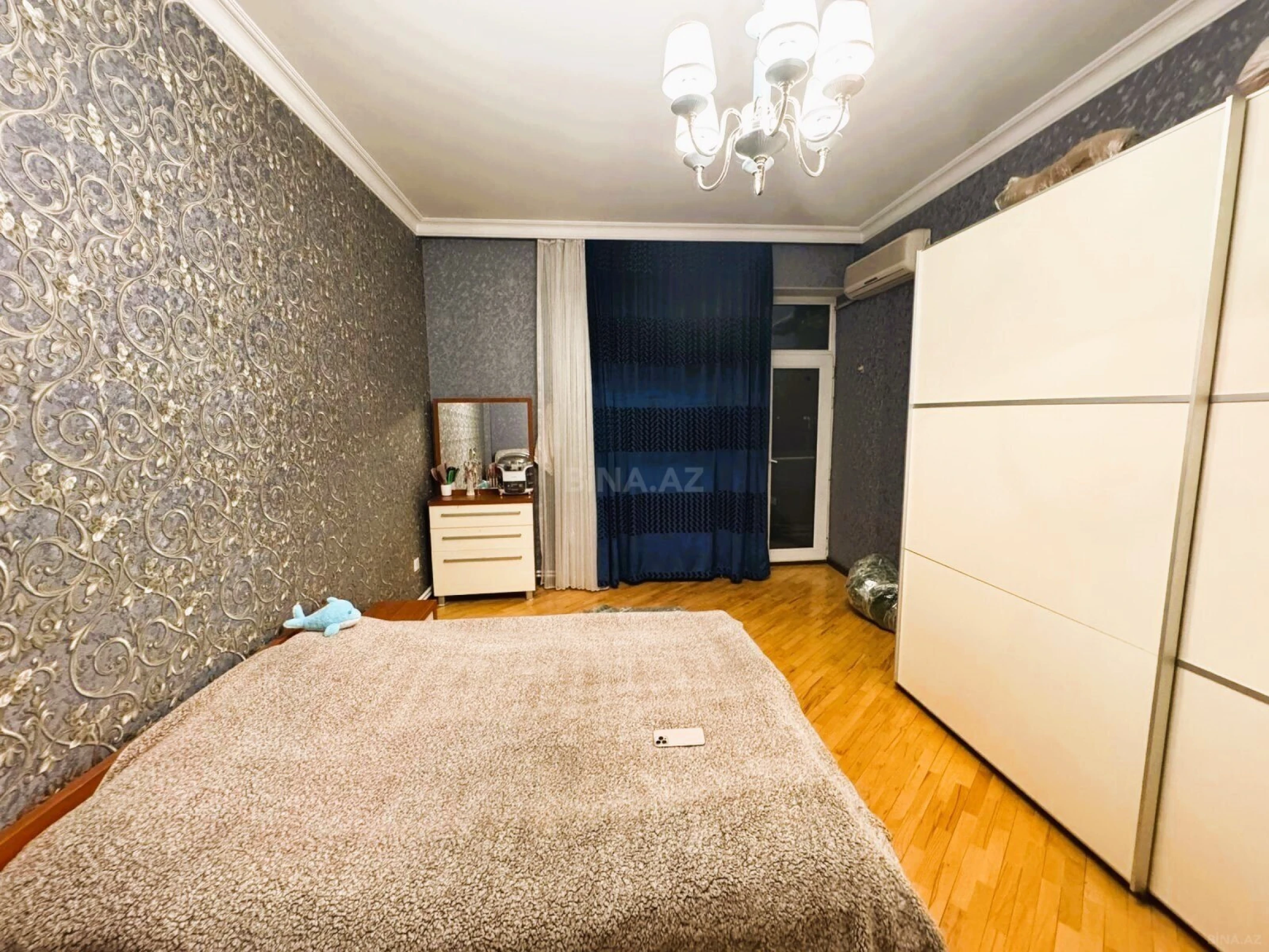 Kirayə verilir 3 otaqlı mənzil 108 m²