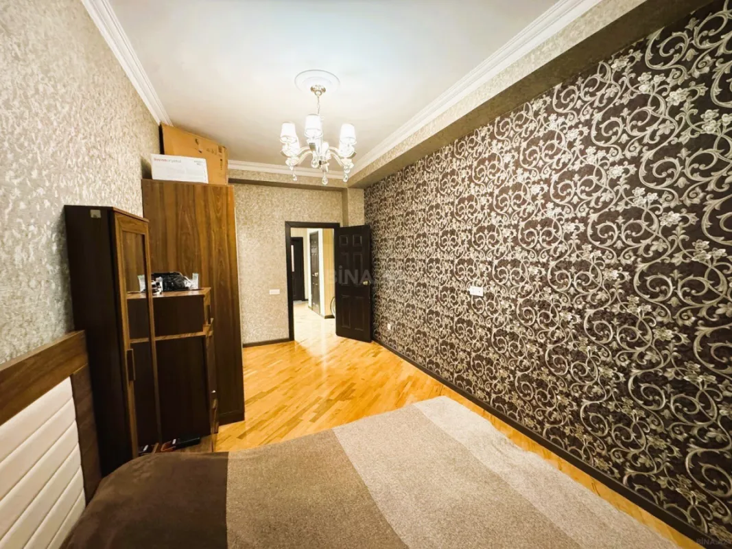 Kirayə verilir 3 otaqlı mənzil 108 m²