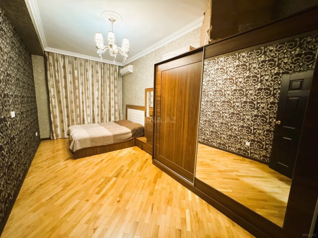 Kirayə verilir 3 otaqlı mənzil 108 m²