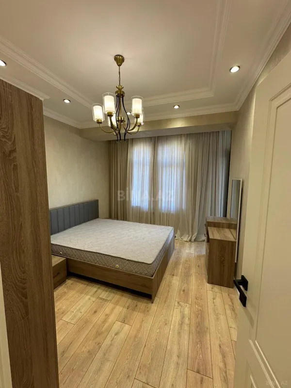 Kirayə verilir 2 otaqlı mənzil 50 m²