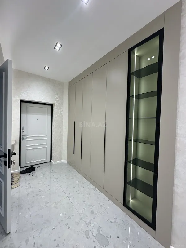 Satılır 3 otaqlı mənzil 96.7 m²