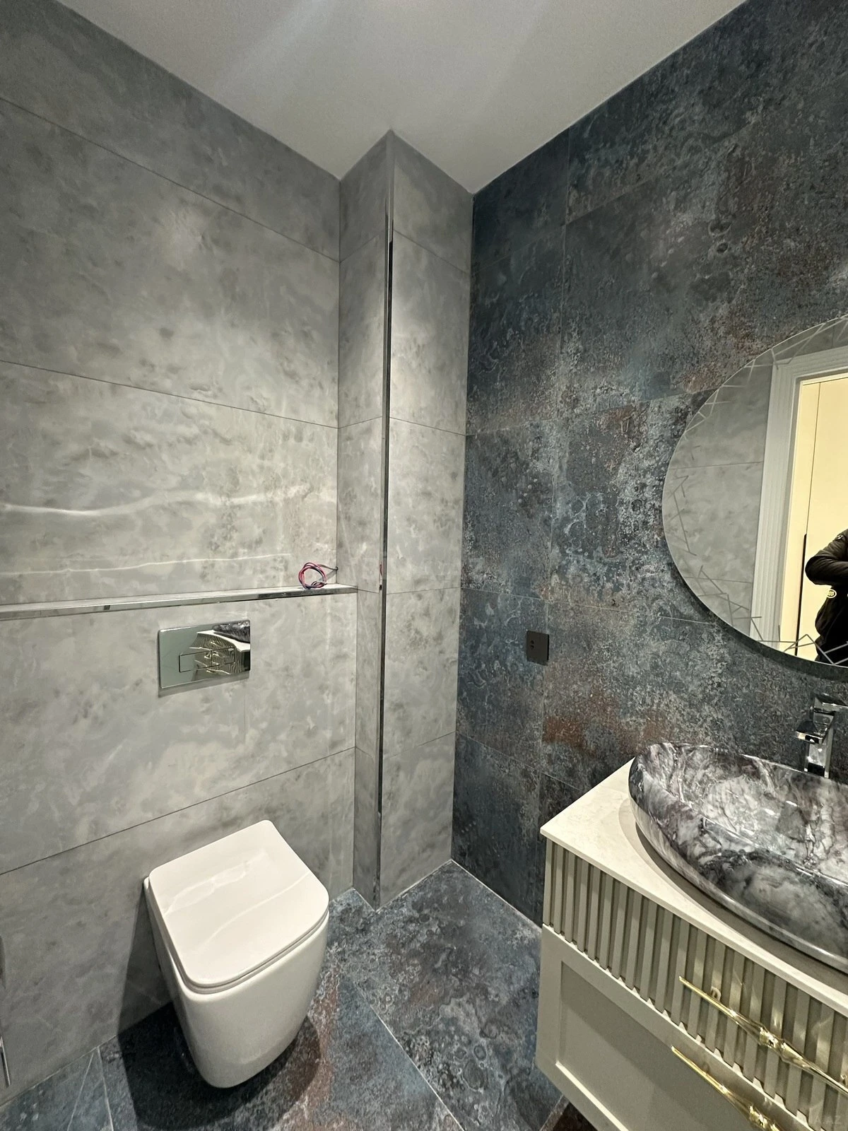 Satılır 3 otaqlı mənzil 96.7 m²