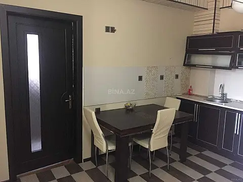 Kirayə verilir 2 otaqlı mənzil 85 m²