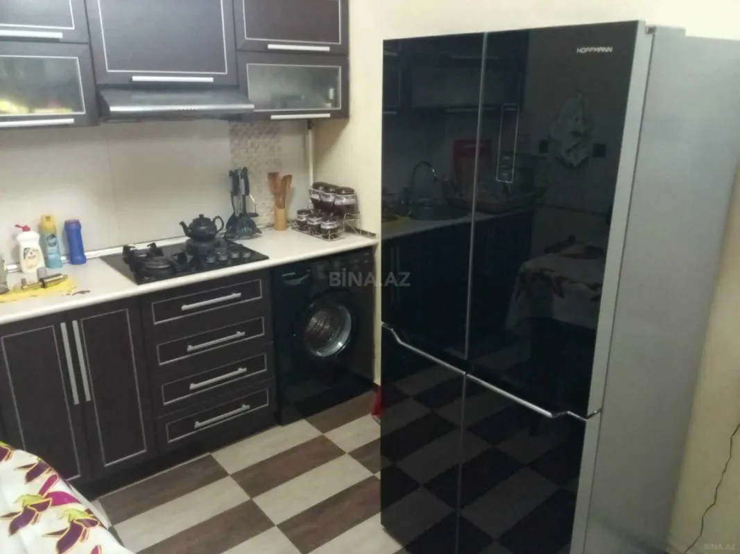 Kirayə verilir 2 otaqlı mənzil 85 m²