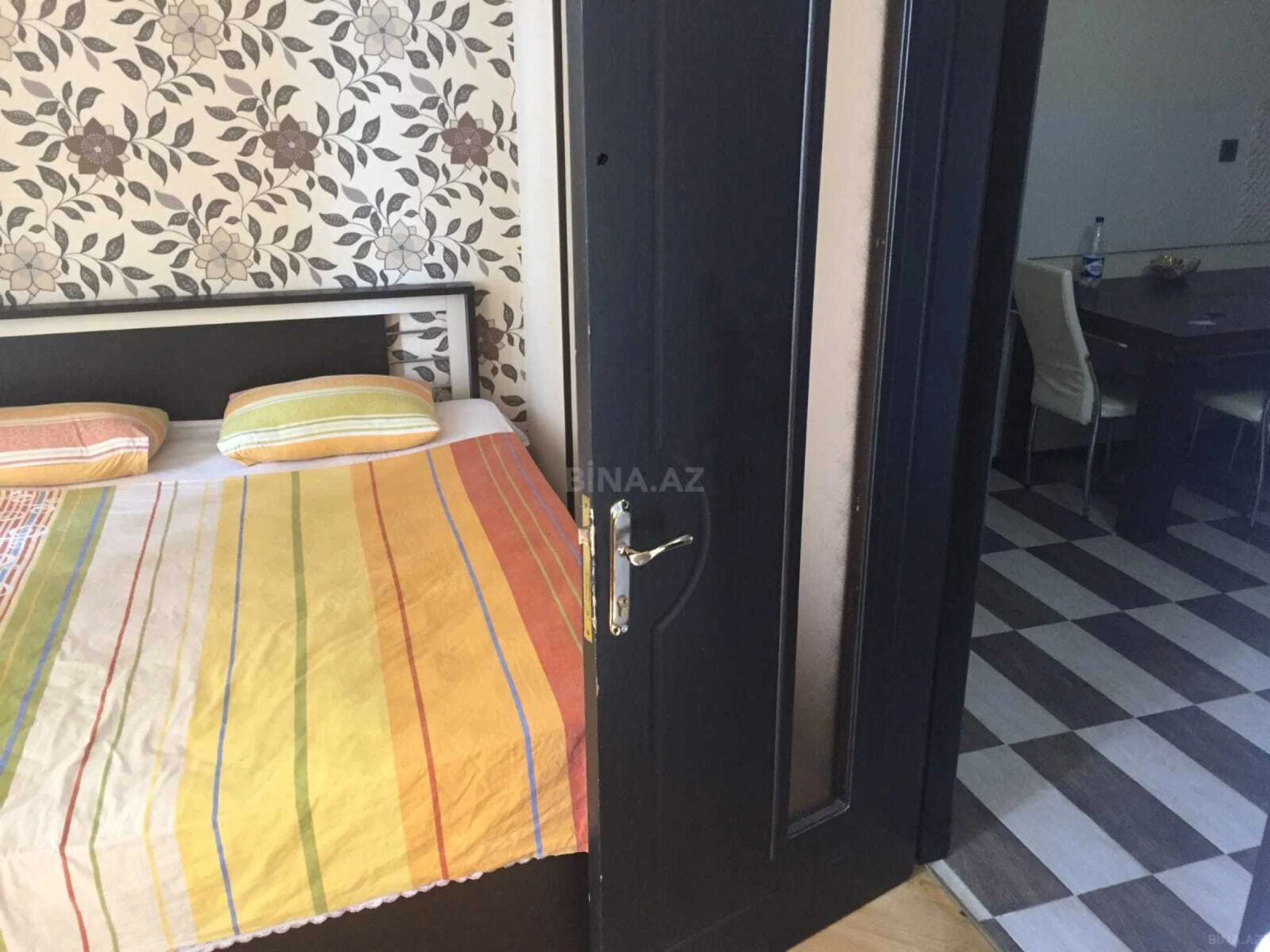 Kirayə verilir 2 otaqlı mənzil 85 m²