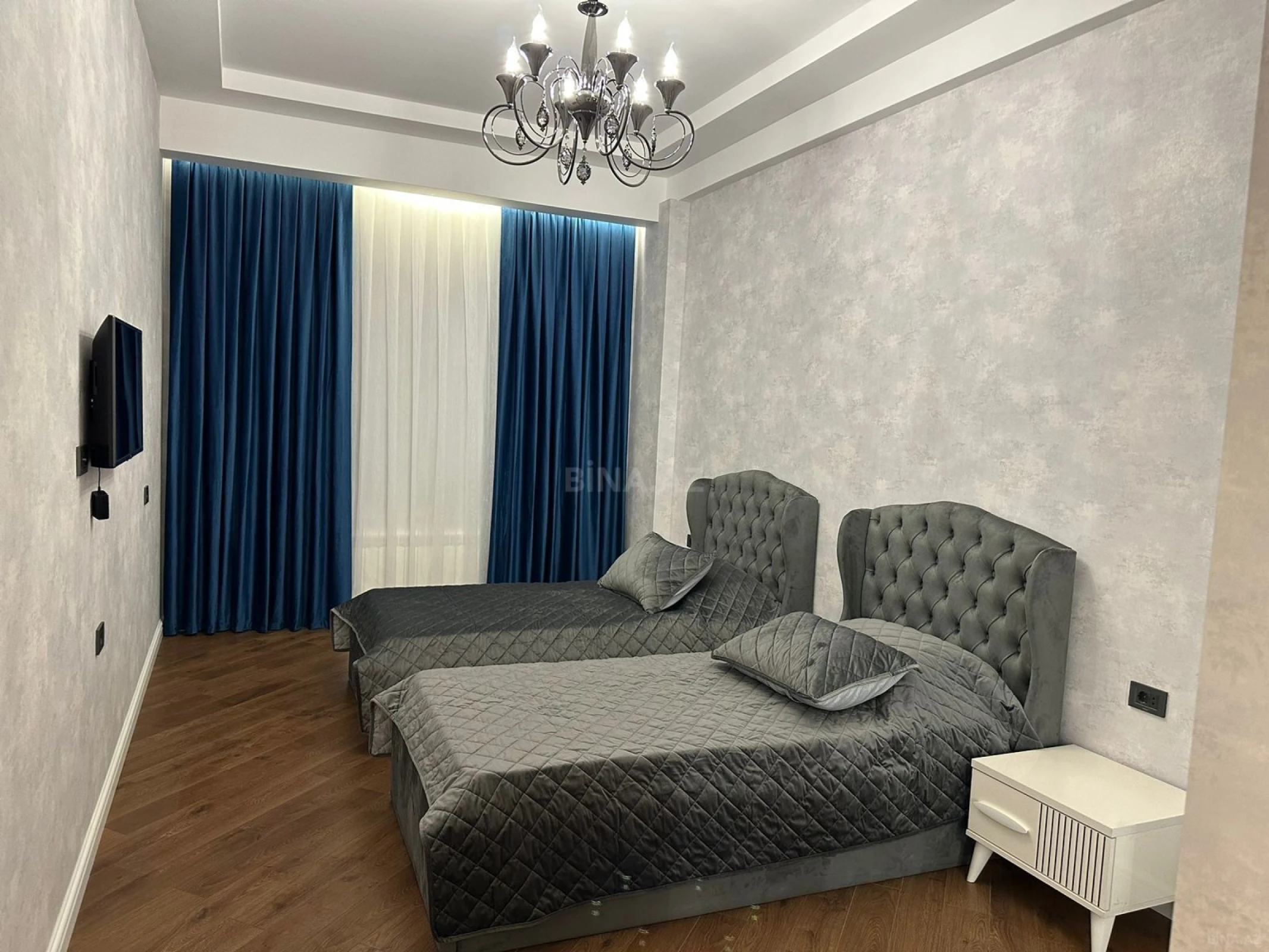 Kirayə verilir 3 otaqlı mənzil 145 m²