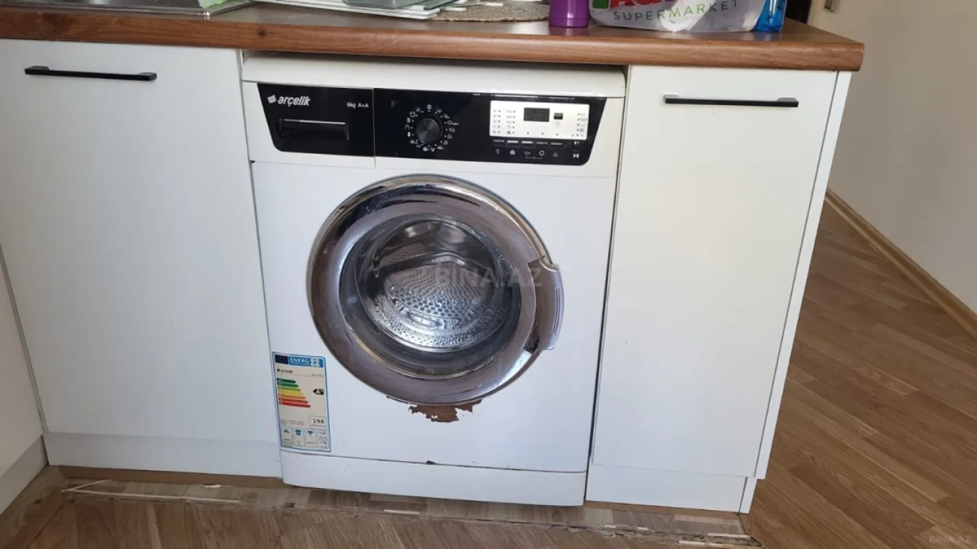 Kirayə verilir 2 otaqlı mənzil 60 m²