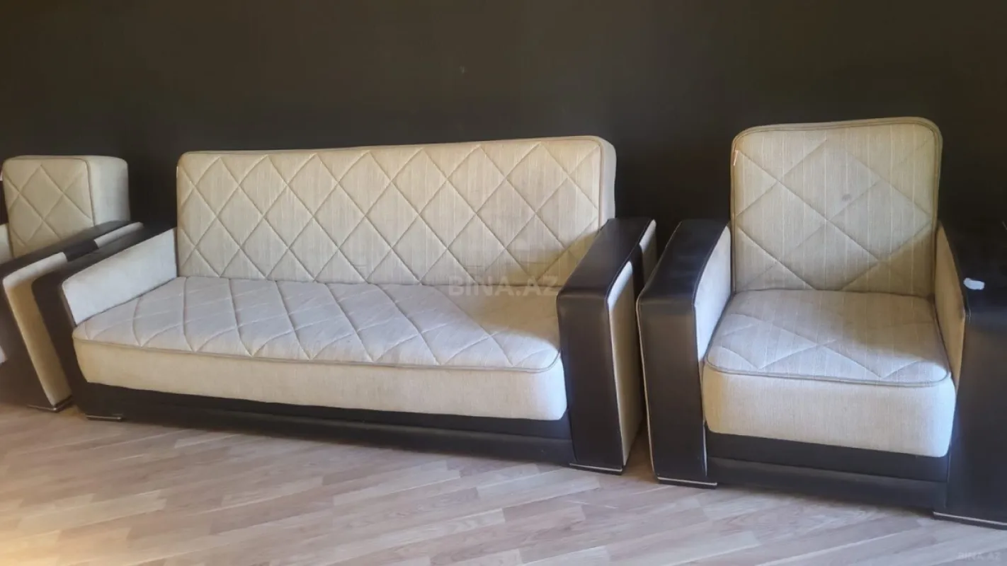 Kirayə verilir 2 otaqlı mənzil 60 m²