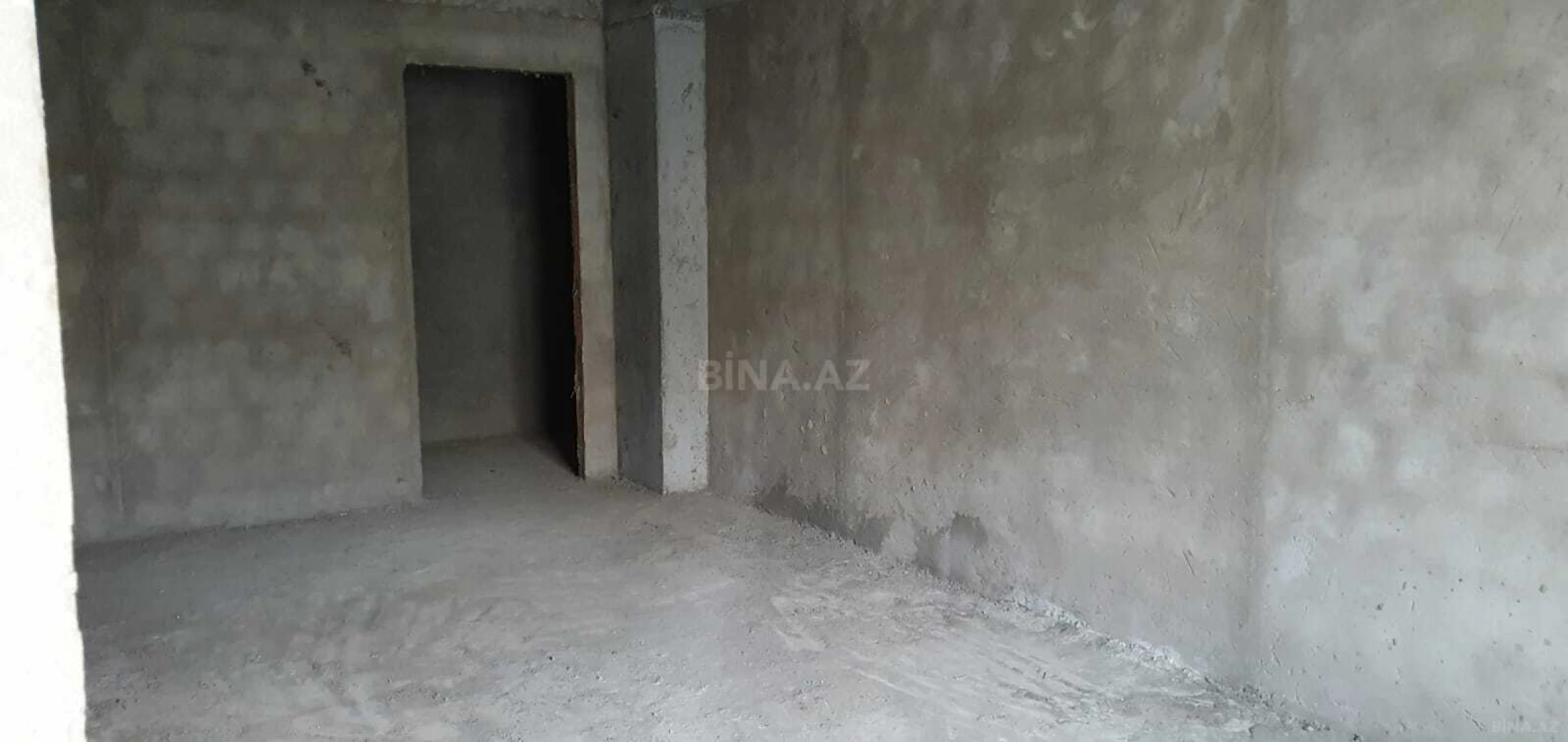 Satılır 4 otaqlı mənzil 155 m²