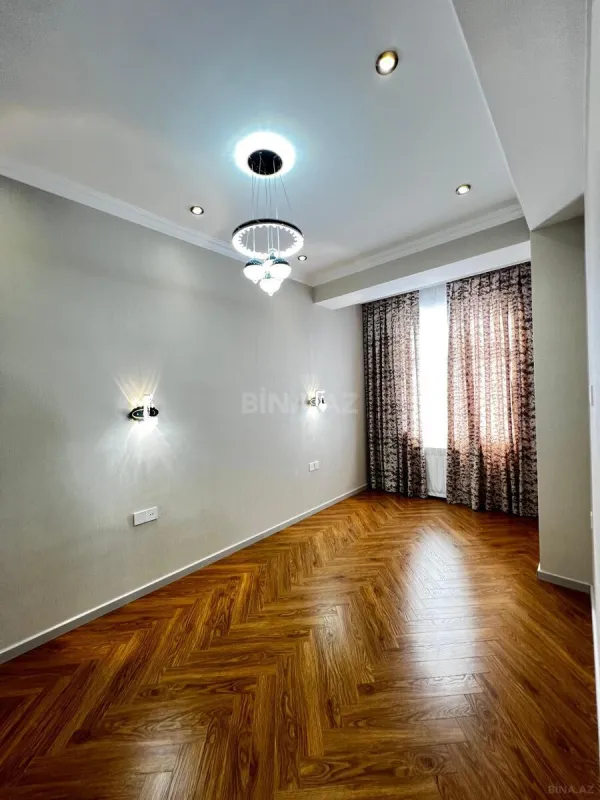 Satılır 3 otaqlı mənzil 86 m²